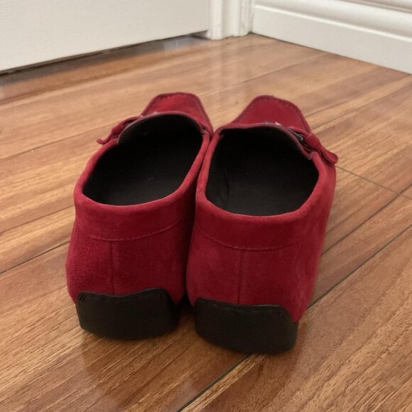 Stuart Weitzman Women's Red Loafers - Picture 4 of 6
